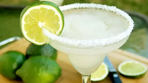 Tequila cocktail image